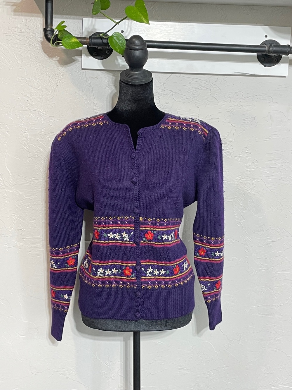 Vintage Susan Bristol Sweater, Women's Embroidered Floral Purple Wool Cardigan